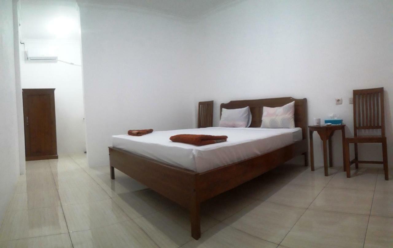 The Teuz B&B Labuan Bajo Εξωτερικό φωτογραφία